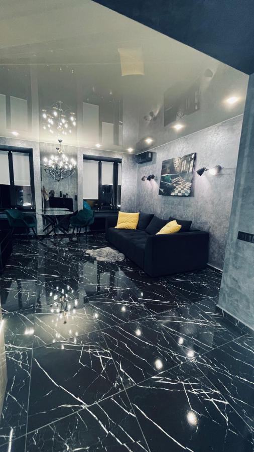 Luxury Design Apartments In The Center Of Kiev Екстериор снимка