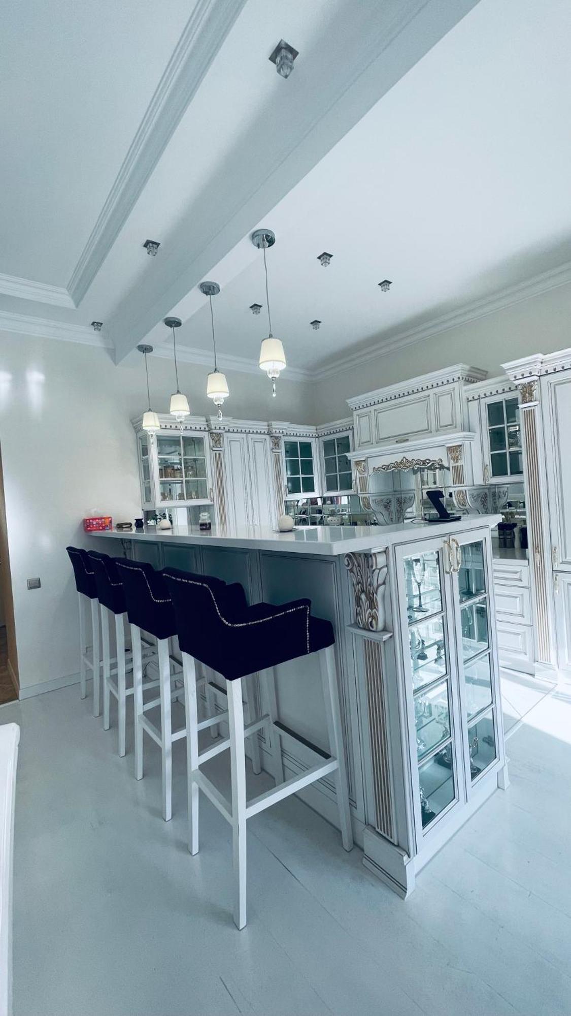 Luxury Design Apartments In The Center Of Kiev Екстериор снимка