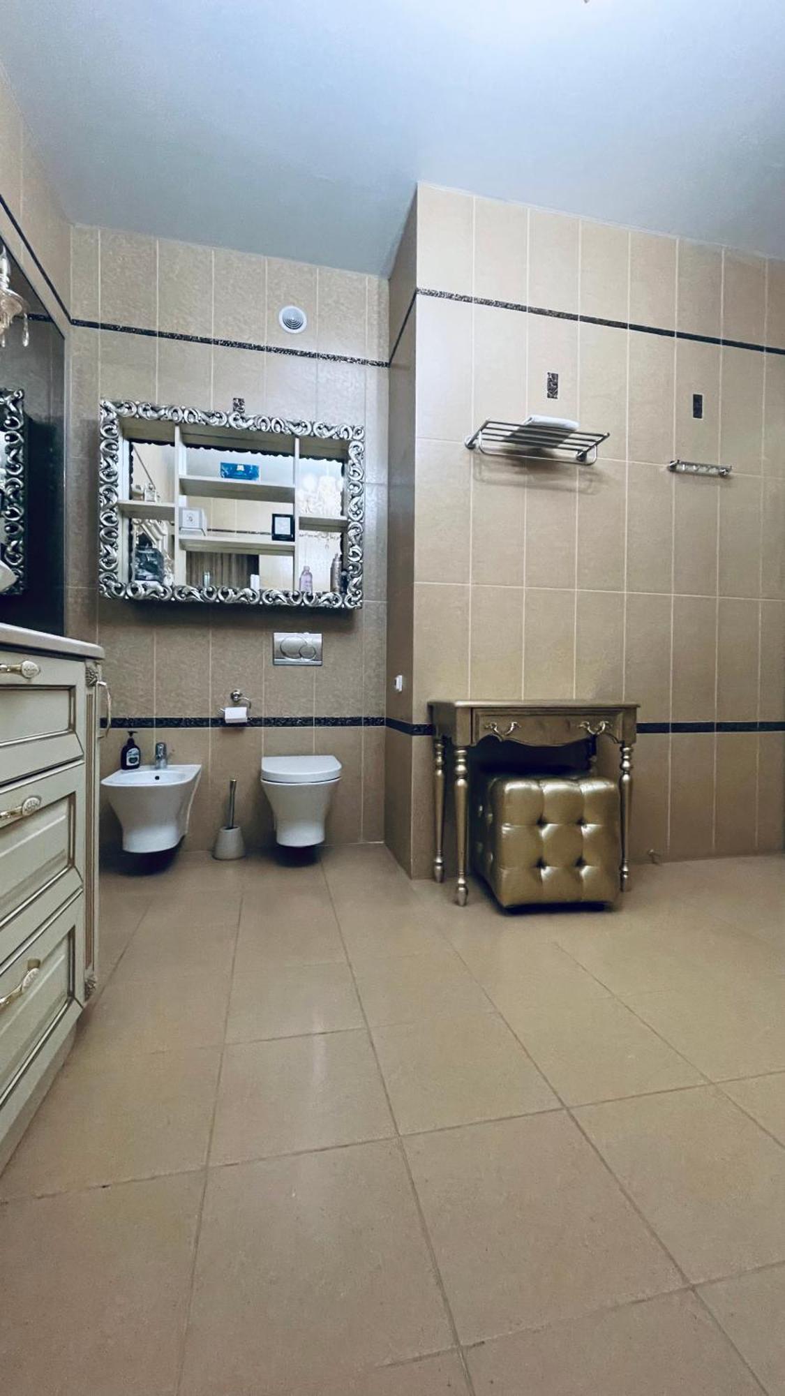 Luxury Design Apartments In The Center Of Kiev Екстериор снимка
