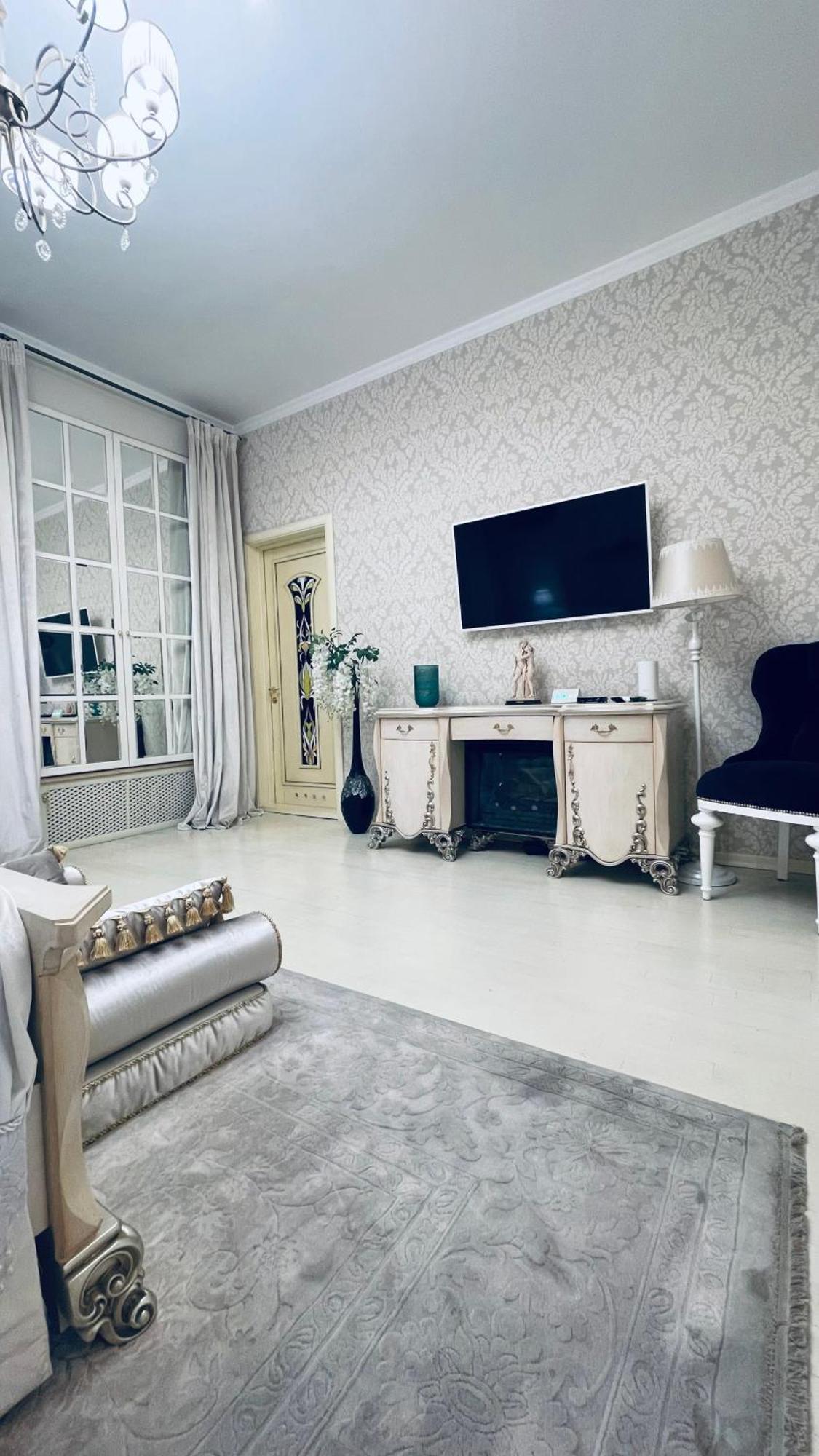 Luxury Design Apartments In The Center Of Kiev Екстериор снимка