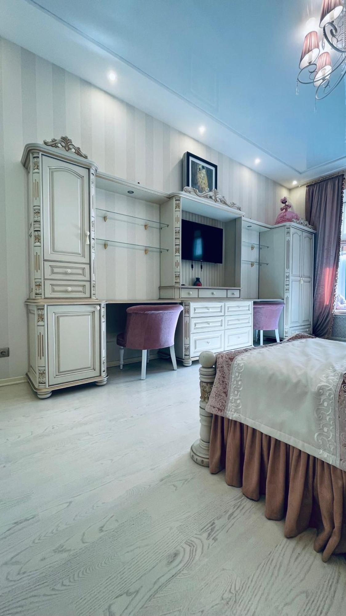 Luxury Design Apartments In The Center Of Kiev Екстериор снимка