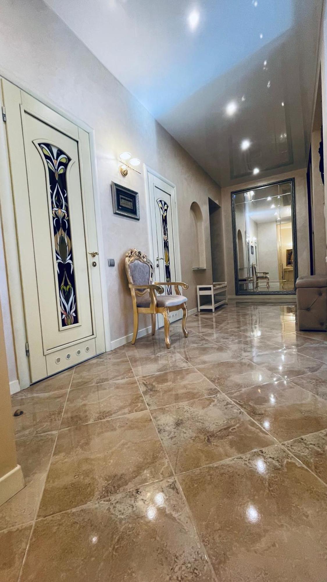 Luxury Design Apartments In The Center Of Kiev Екстериор снимка